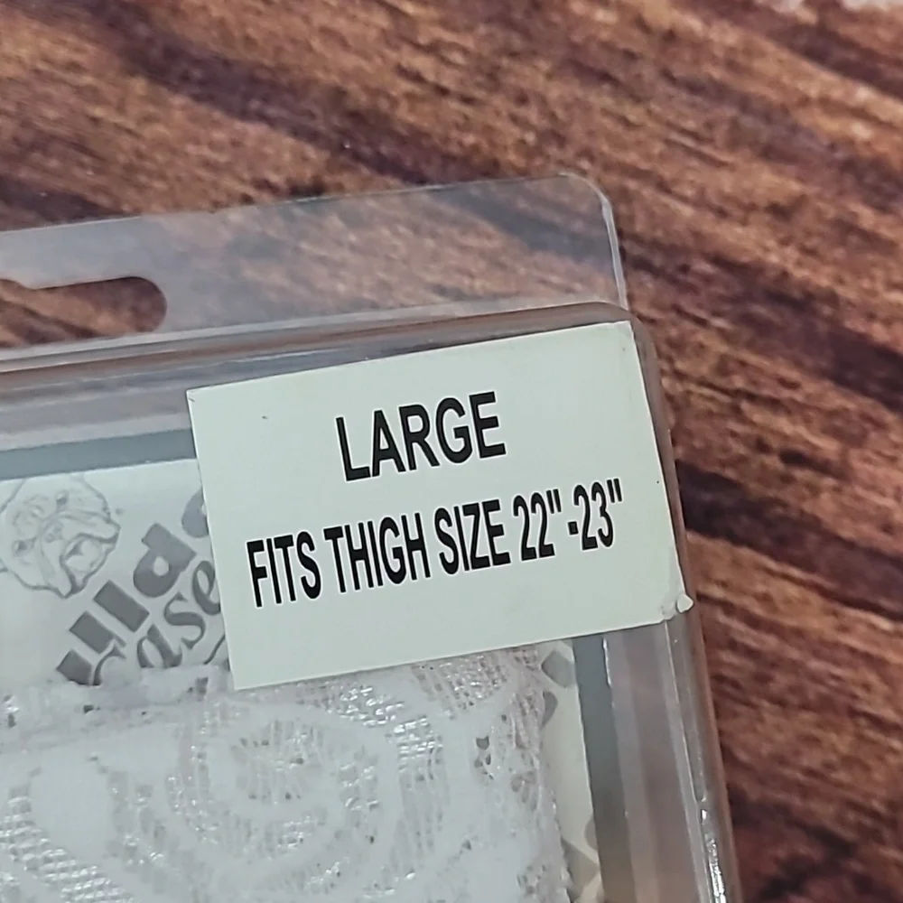 Bulldog Cases Concealed Lace Thigh Holster - Picture 4 of 8